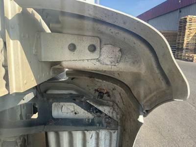 Peterbilt 384 Left Fender Extension