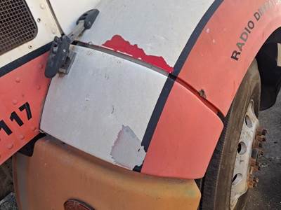 Peterbilt 386 Fender Extension