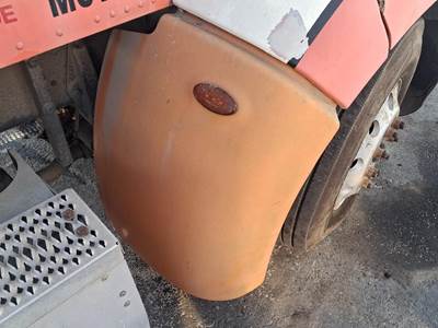 Peterbilt 386 Fender Extension