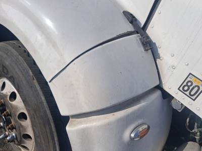 Peterbilt 386 Left Fender Extension