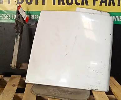 Peterbilt 387 Right Fender Extension