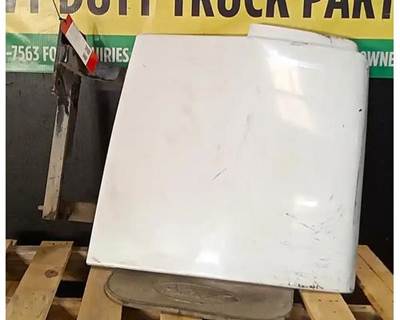 Peterbilt 387 Right Fender Extension