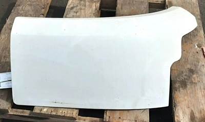 Peterbilt 579 Left Fender Extension