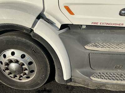 Peterbilt 579 Left Fender Extension