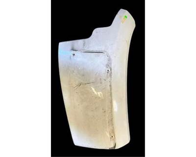 Peterbilt 579 Right Fender Extension