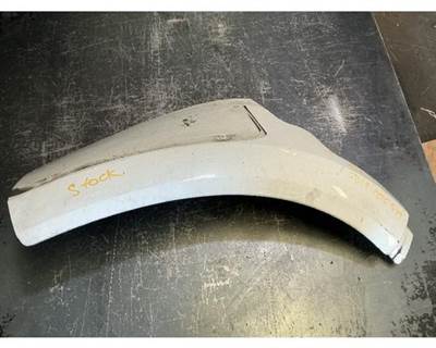 Peterbilt 579 Right Fender Extension