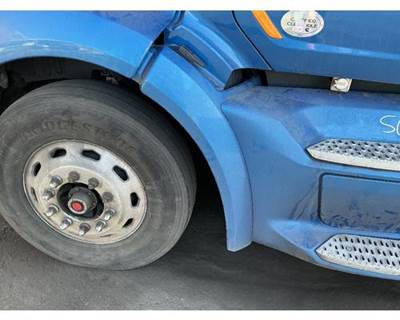 Peterbilt 579 Fender Extension