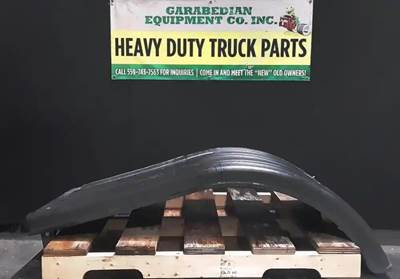 Betts HD Poly Half Tandem Axle Fender, 66"L, P/N PF300-66, Style: 3-Up