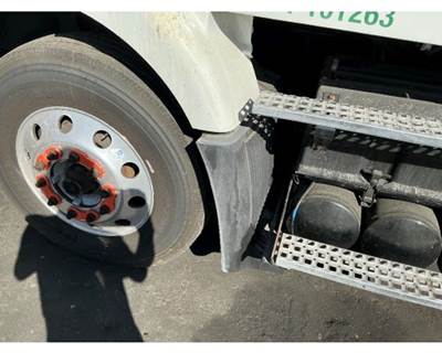 Volvo VNM Fender Extension