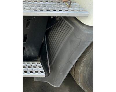 Volvo VNM Fender Extension