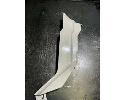 Ford L8513 Right Fender