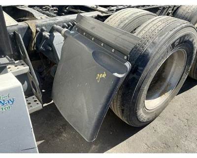 Freightliner Cascadia Left Fender