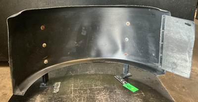 Freightliner FC70 CARGO Fender