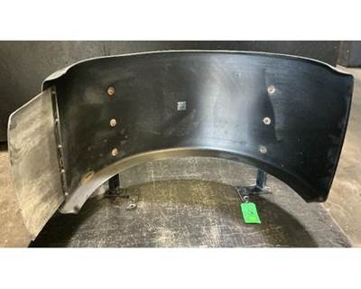 Freightliner FC70 CARGO Fender