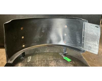 Freightliner FC70 CARGO Fender