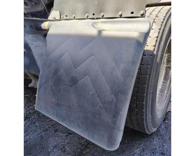Freightliner M2 106 Fender for a Freightliner M2 112