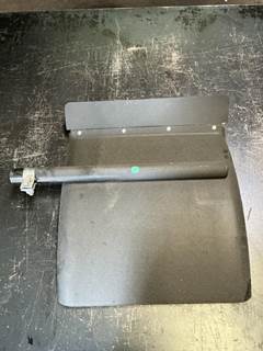 International RH613 Fender