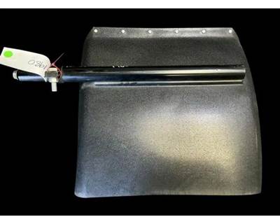 Kenworth T680 Fender