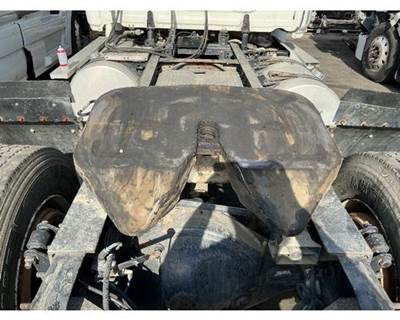 Fontaine 6LWB Fifth Wheel for a Freightliner CASCADIA