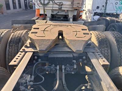 Fontaine 9200I Fifth Wheel for a International 9200I