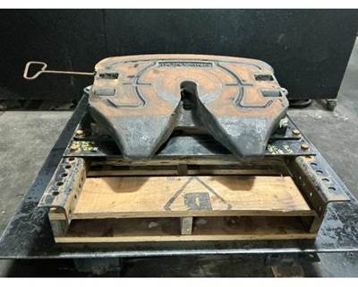 Fontaine 9200I Fifth Wheel for a International 9200I