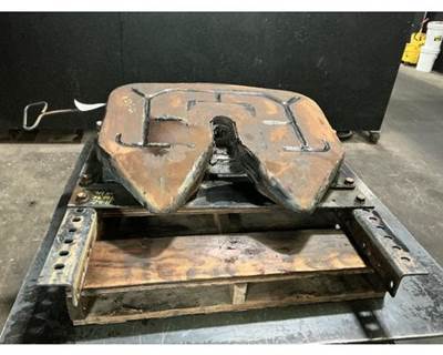 Fontaine 9200I Fifth Wheel for a International 9200I