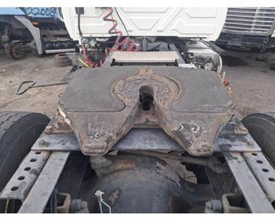 Fontaine DuraStar 4400 Fifth Wheel for a International DuraStar 4400