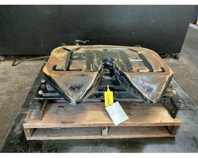 Fontaine LT625 Fifth Wheel for a International LT625