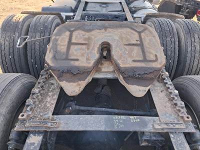 Fontaine Fifth Wheel for a Freightliner CASCADIA