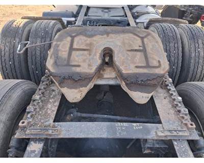 Fontaine Fifth Wheel for a Freightliner CASCADIA