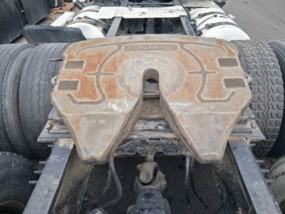 Fontaine VNL Fifth Wheel for a Volvo VNL