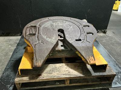 Ford L8513 Fifth Wheel