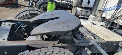 Freightliner Cascadia 113 Fifth Wheel