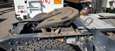 Freightliner Cascadia 113 Fifth Wheel