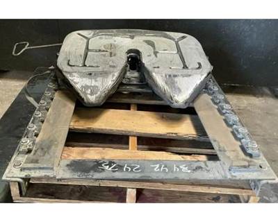 Freightliner Cascadia 113 Fifth Wheel