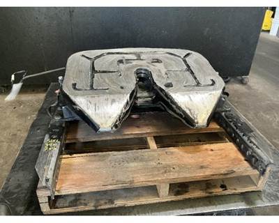 Freightliner Cascadia 113 Fifth Wheel