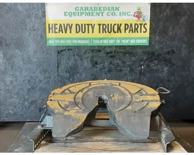 Freightliner Cascadia 113 Fifth Wheel