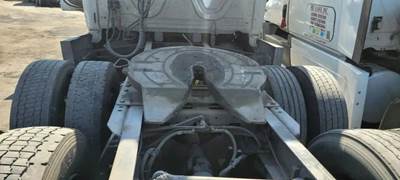 Freightliner Cascadia 125 Fifth Wheel