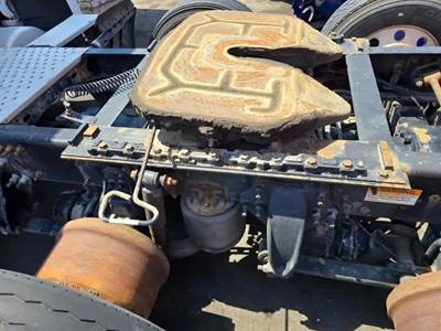 Freightliner Cascadia 125 Fifth Wheel