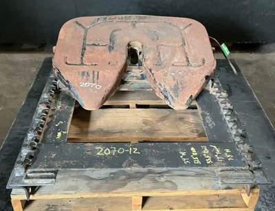 Freightliner Cascadia 125 Fifth Wheel