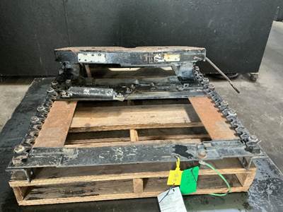 Freightliner Cascadia 125 Fifth Wheel