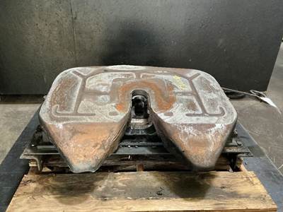 Freightliner Cascadia 125 Fifth Wheel