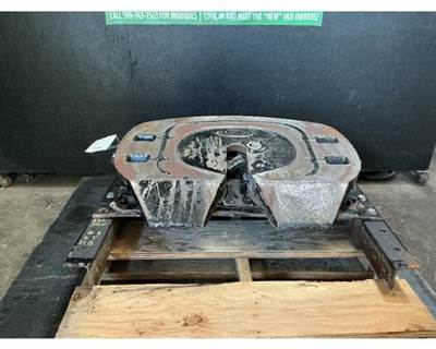 Freightliner Cascadia 125 Fifth Wheel