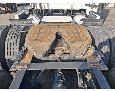 Freightliner Fifth Wheel for a Freightliner Cascadia 125