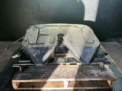 Freightliner Cascadia 126 Fifth Wheel