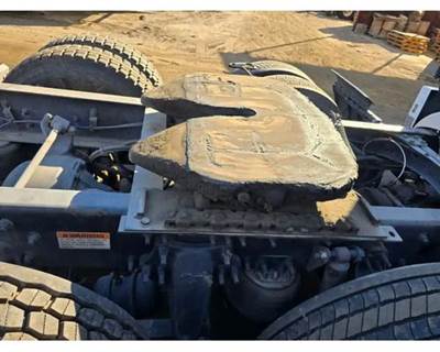 Freightliner Cascadia 126 Fifth Wheel