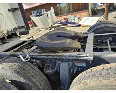 Freightliner Cascadia 126 Fifth Wheel