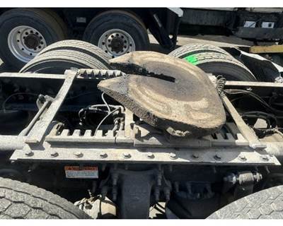 Freightliner Fifth Wheel for a Freightliner Cascadia 126