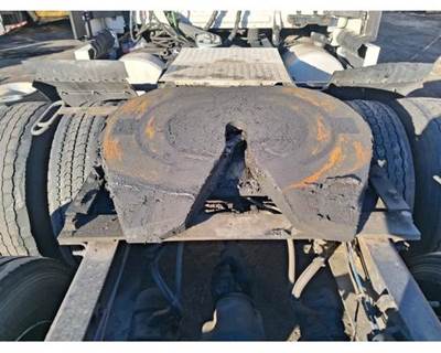 Freightliner Cascadia Fifth Wheel