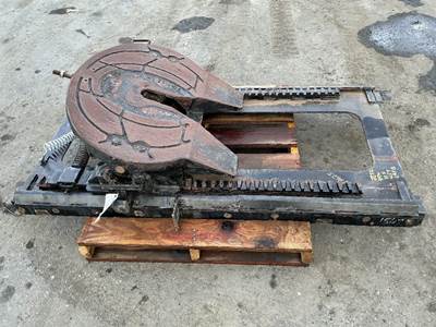 Holland AIR SLIDE Fifth Wheel for a International F-9370